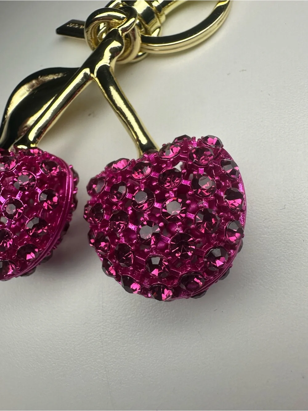 Coach Crystal Cherry Bag Charm Gold Brass Pink CCD32 Keychain Key Ring Dogleash